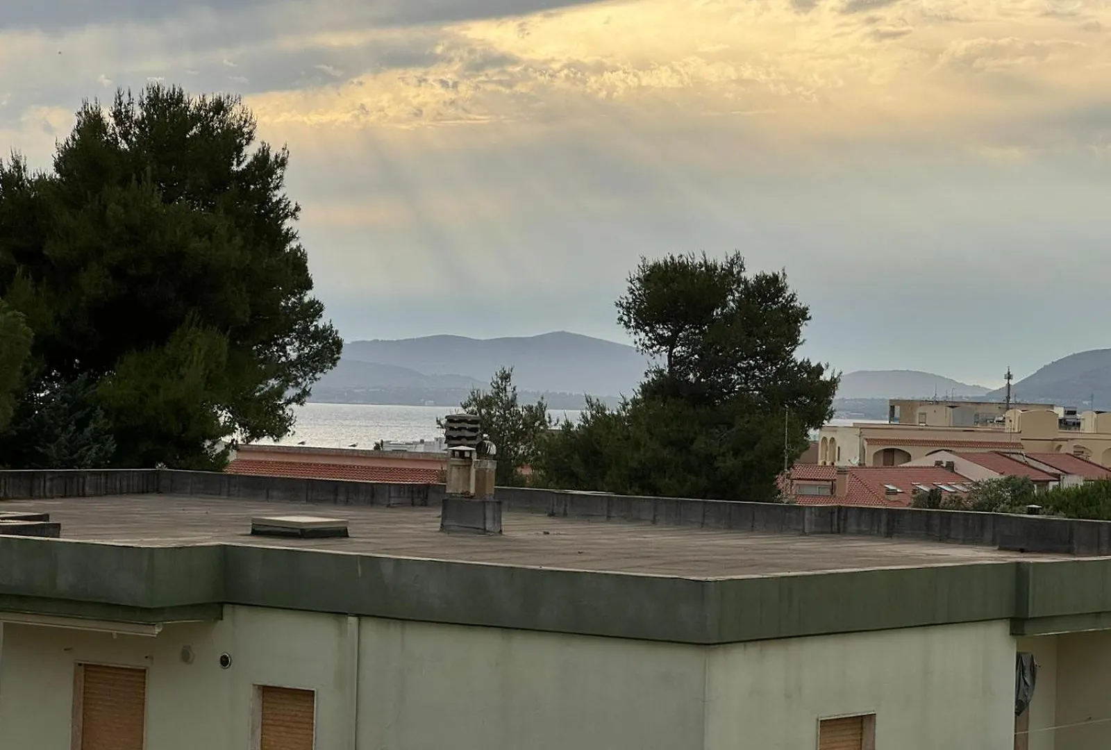 Casa Benedetta, Elegant Penthouse With Sea View & 3 Terraces Next To Lungomare Dante Lejlighed Alghero