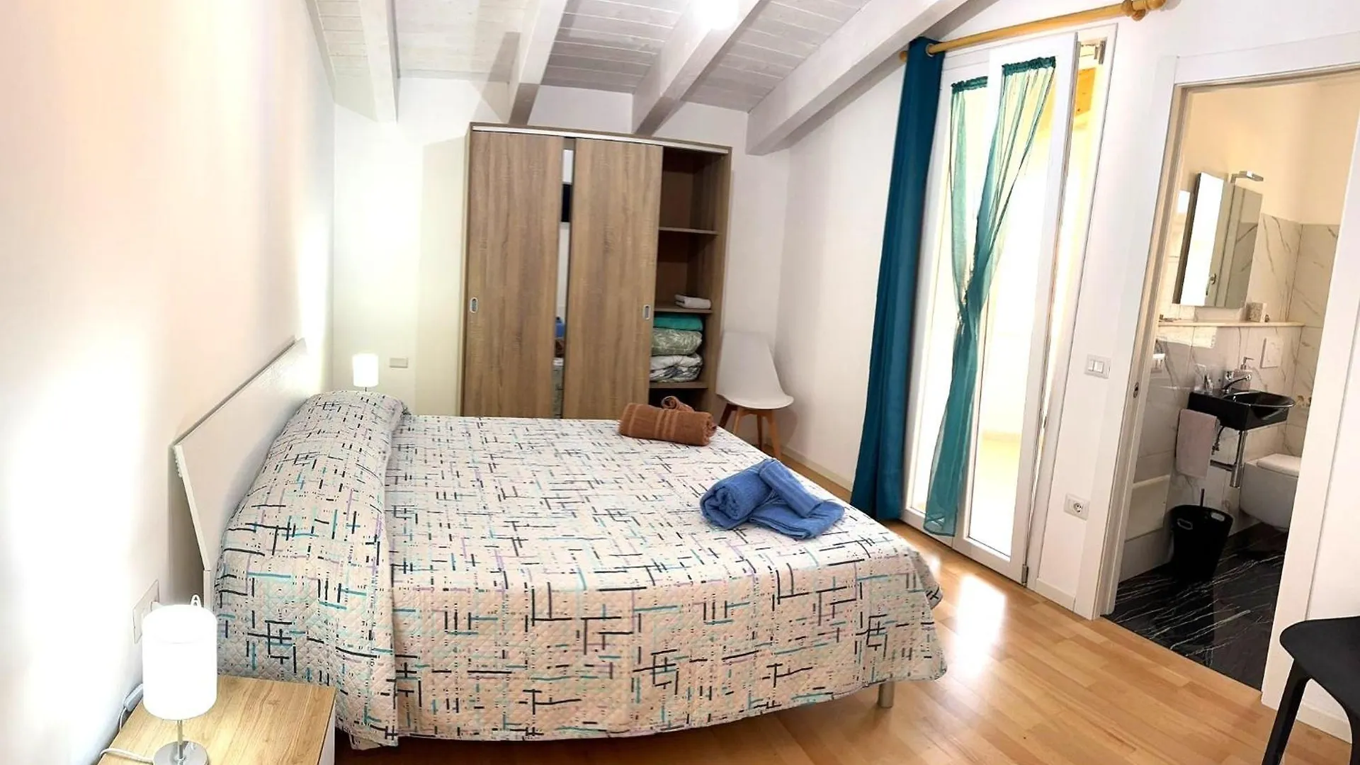 Casa Benedetta, Elegant Penthouse With Sea View & 3 Terraces Next To Lungomare Dante Lejlighed Alghero 0*,  Italien