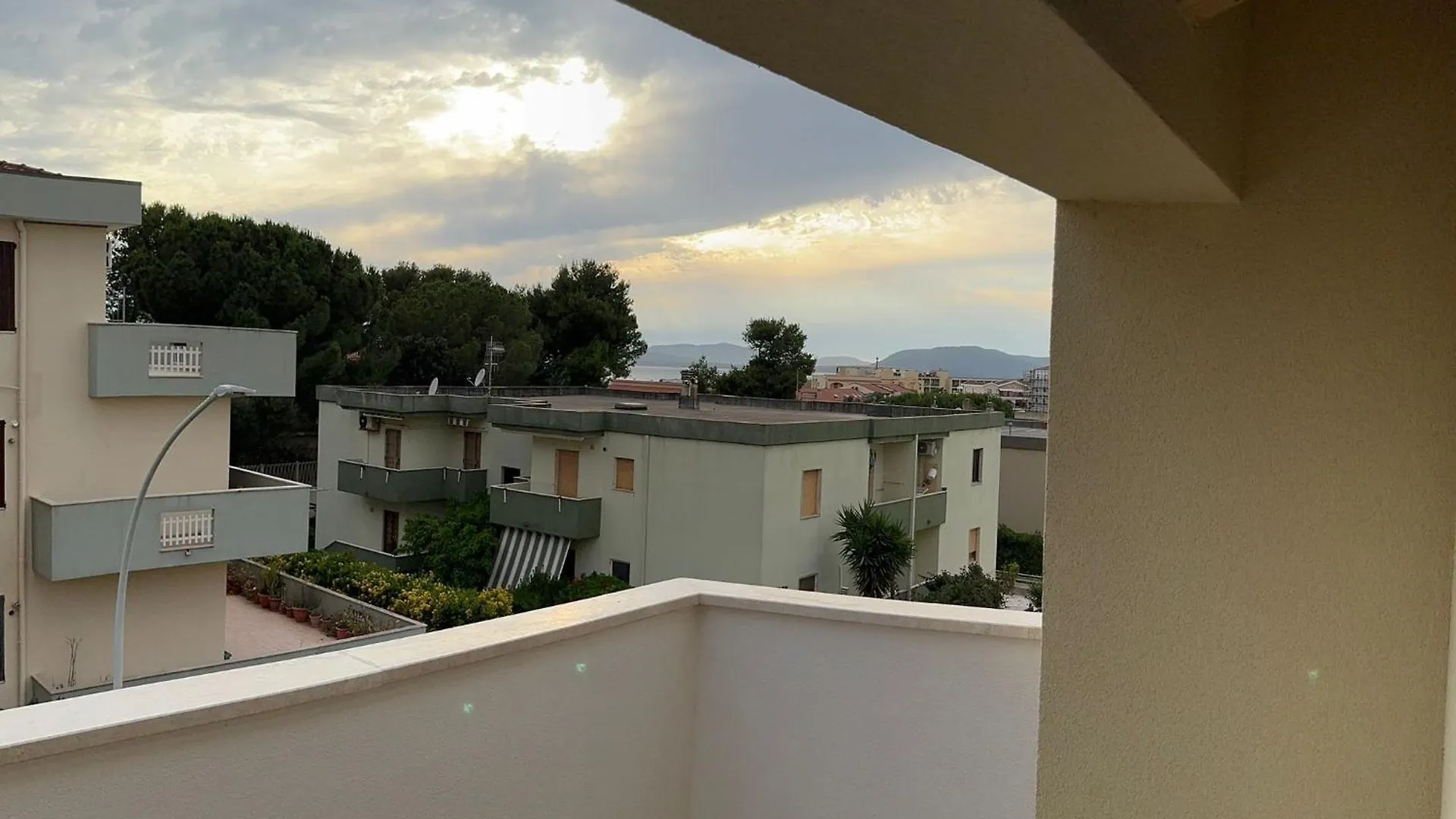 Casa Benedetta, Elegant Penthouse With Sea View & 3 Terraces Next To Lungomare Dante Lejlighed Alghero