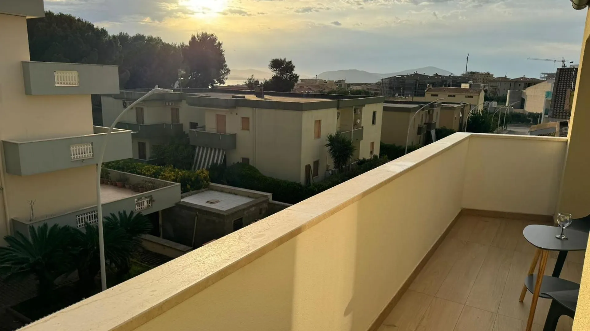 公寓 阿尔盖罗Casa Benedetta, Elegant Penthouse With Sea View & 3 Terraces Next To Lungomare Dante公寓 意大利